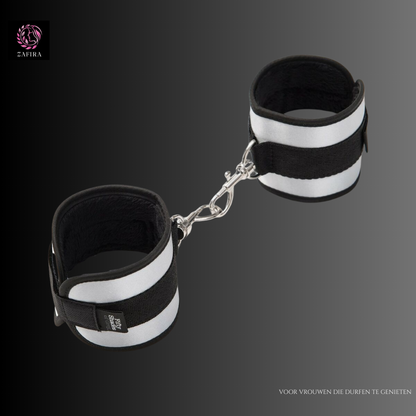 Fifty Shades of Grey Fifty Shades of Grey Totally His Zwart